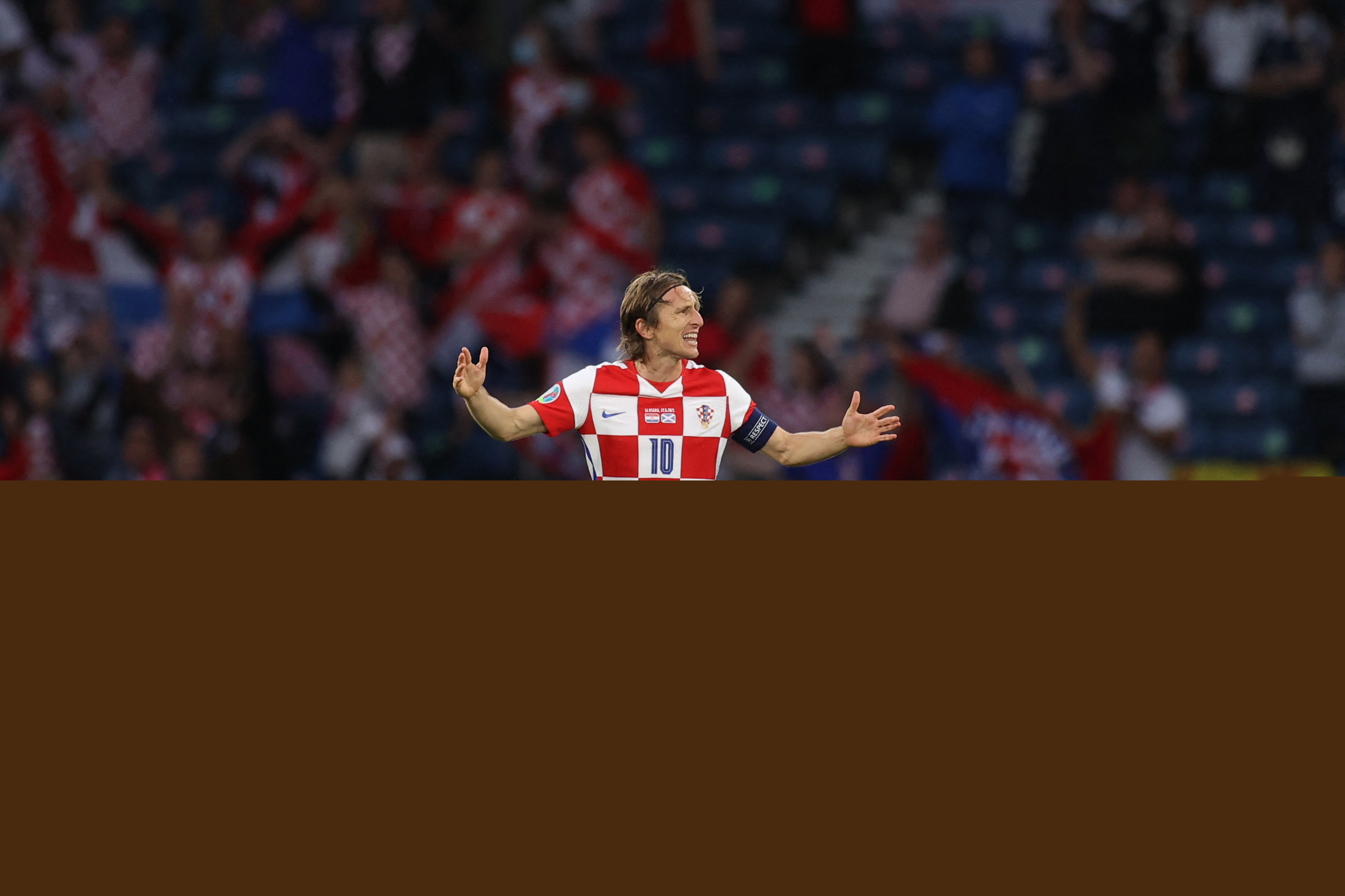 斯基拉：一些来自英超和德甲的俱乐部正在关注米