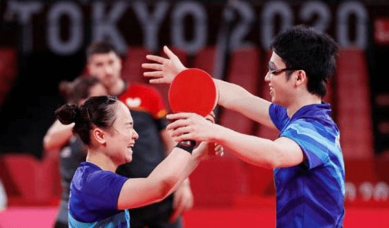 他在外线投 他在外线投