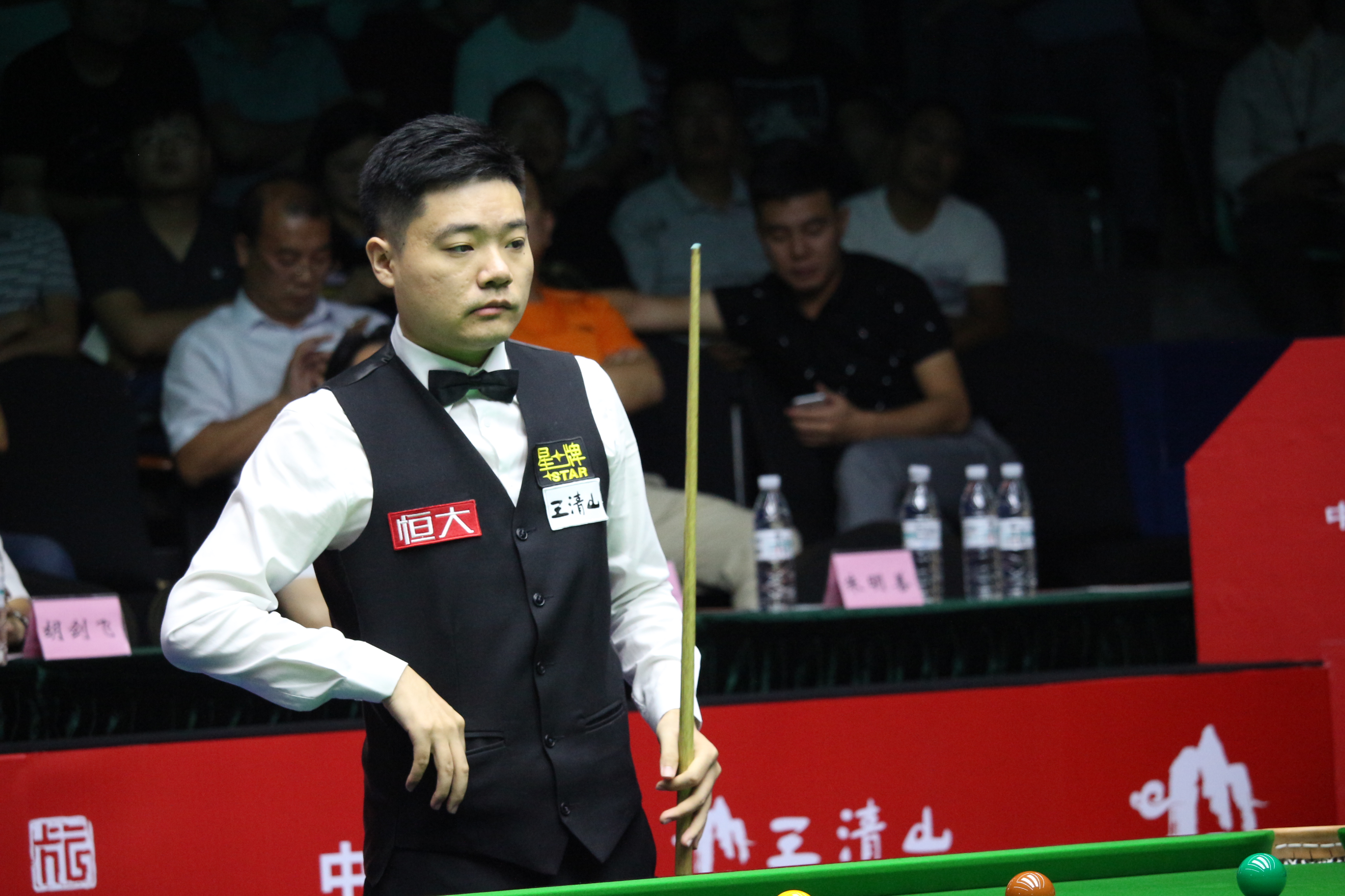 现了极强的 现了极强的